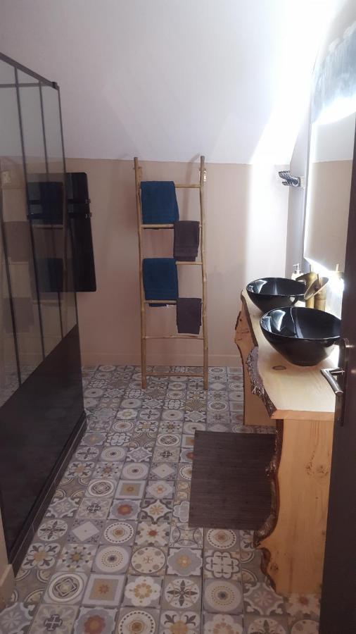 Appartement Spacieux Et Atypique Sedan Ngoại thất bức ảnh